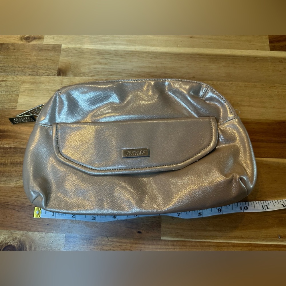 Versace Parfume Toiletry Bag| Cream- Gold Color - Picture 11 of 12